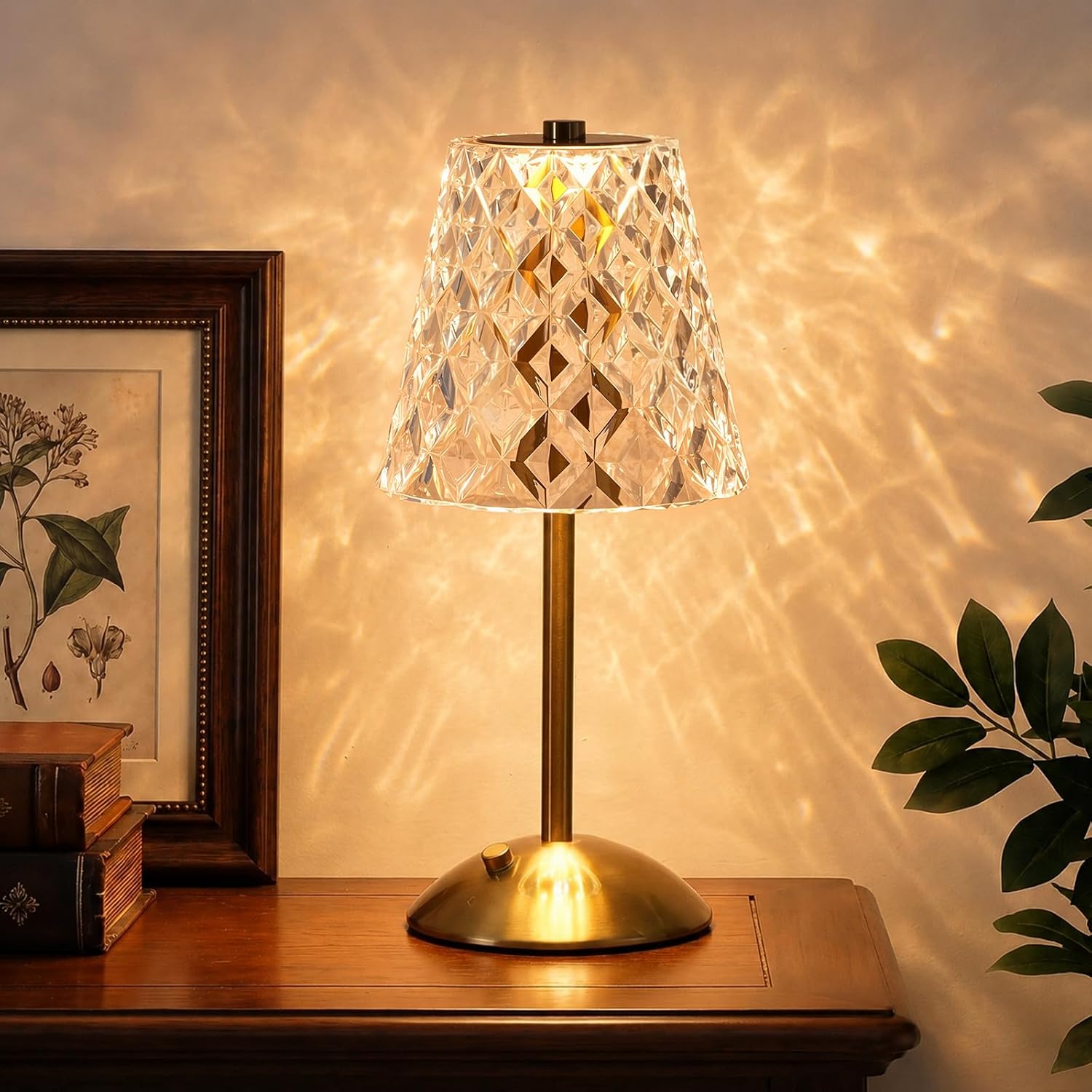 Cordless Crystal Cone Lamp