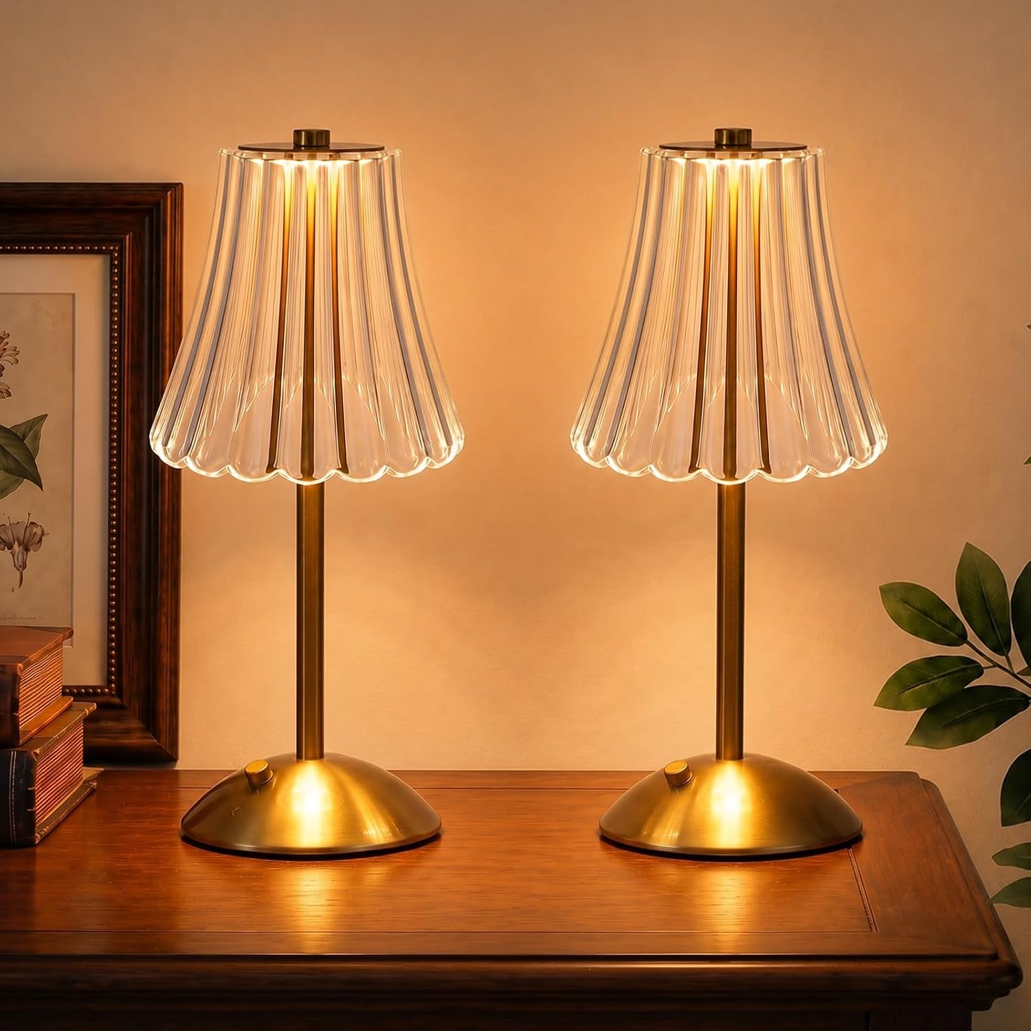 Cordless Crystal Cone Lamp