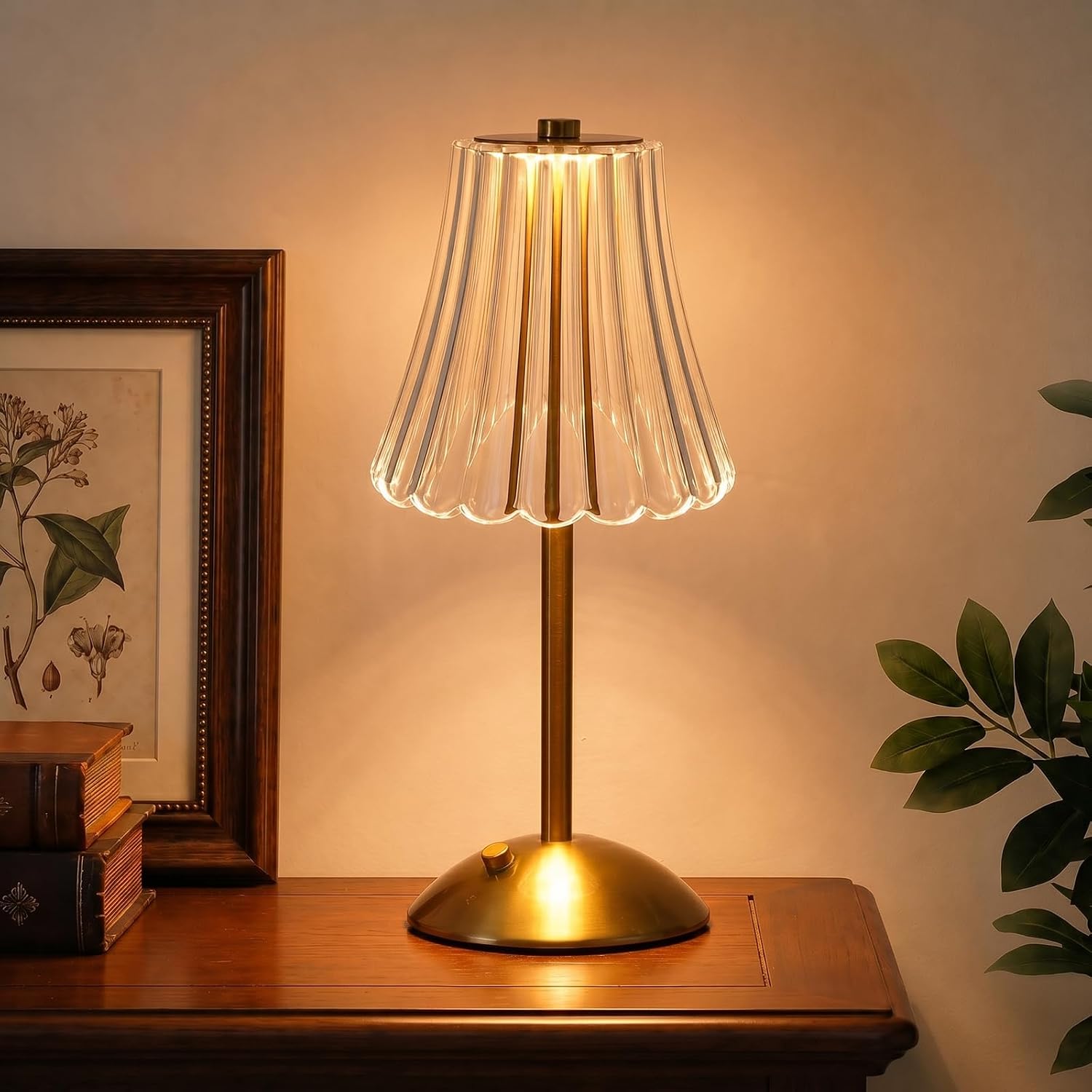Cordless Crystal Cone Lamp